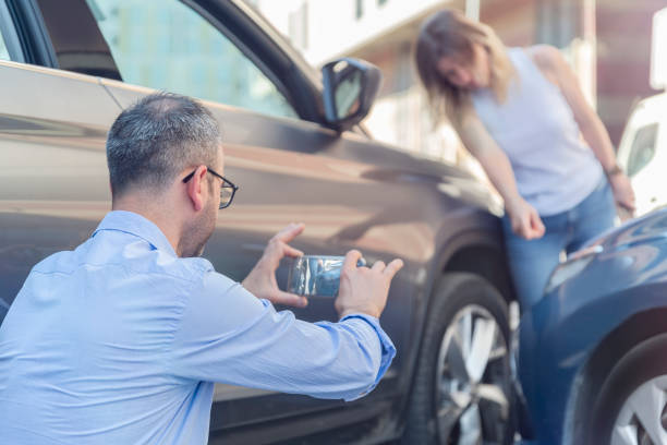 Professional Sr22 Insurance technician working in Circle D-KC Estates, TX